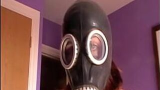 My kinky escort in her gasmask - porn video