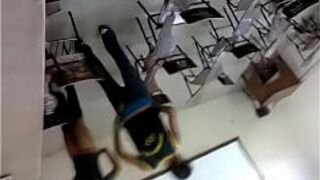 QUICK IN THE COURSE ROOM - porn video